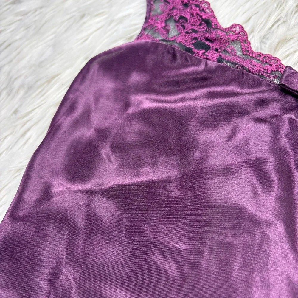 Expressions vintage satin